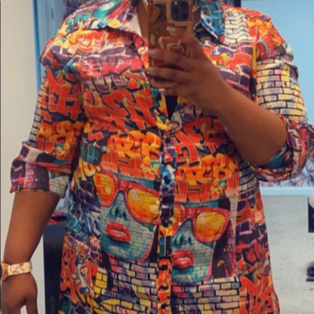 Akira shirt dress brand new size 2x. Never worn. Beautiful!